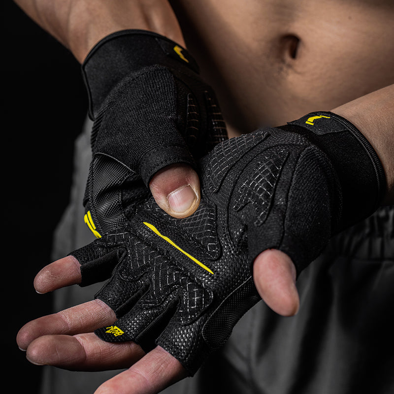 TRAINING GLOVES