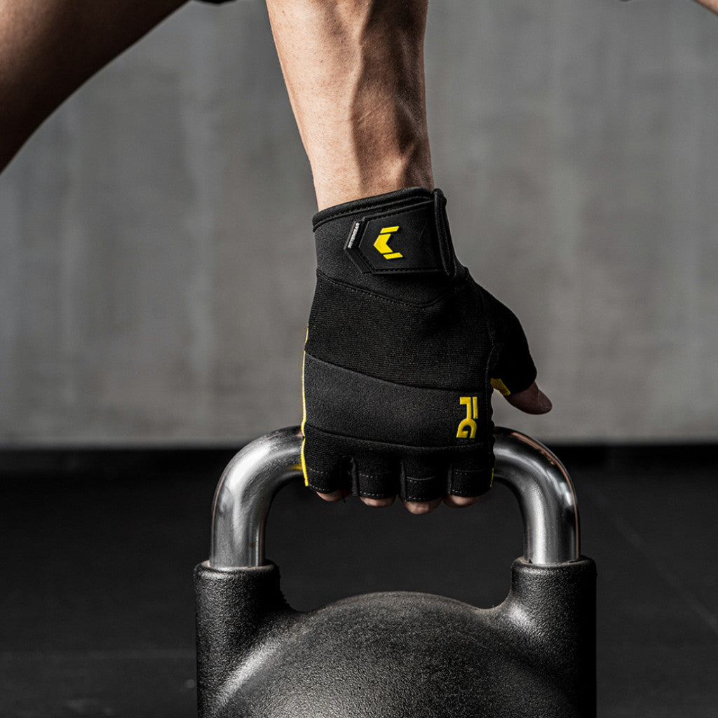 TRAINING GLOVES VITALITY YELLOW