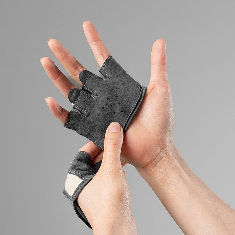 TRAINING GLOVES HALF FINGER